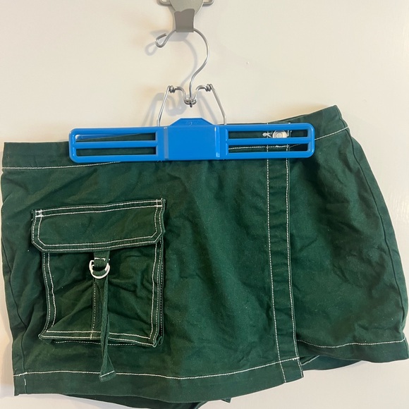Wild Fable Dark Green Cargo Shorts - Picture 1 of 3